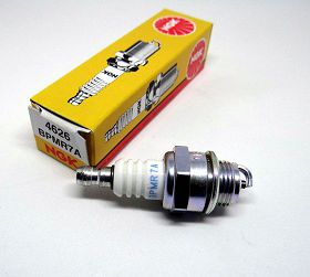 świeca NGK BPMR7A pilarki kosy na klucz 19